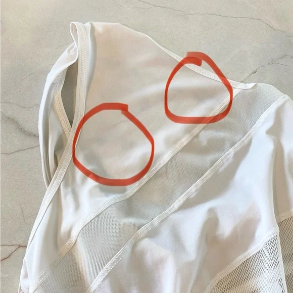 Lululemon Mesh In Motion Racerback Tank size 10 - Picture 6 of 8